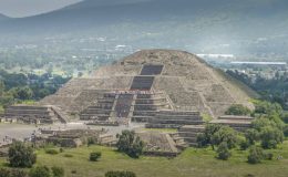 Gizemli piramitlere yılda 2 milyona yakın ziyaret…