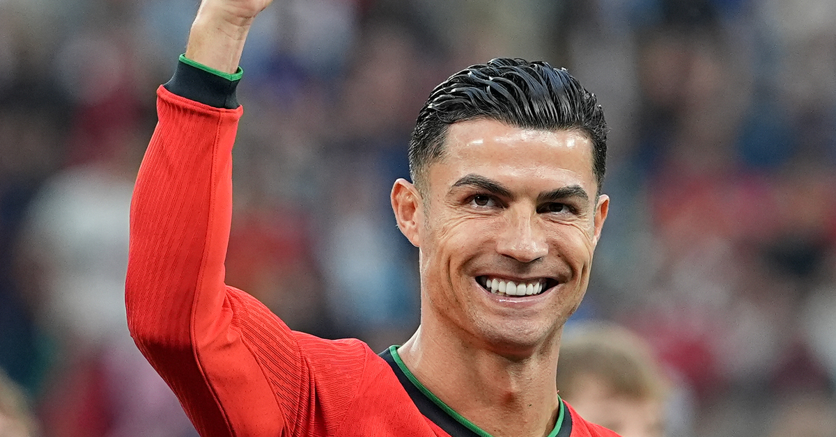 Cristiano Ronaldo, futbol tarihinde 900 gol atan ilk futbolcu oldu