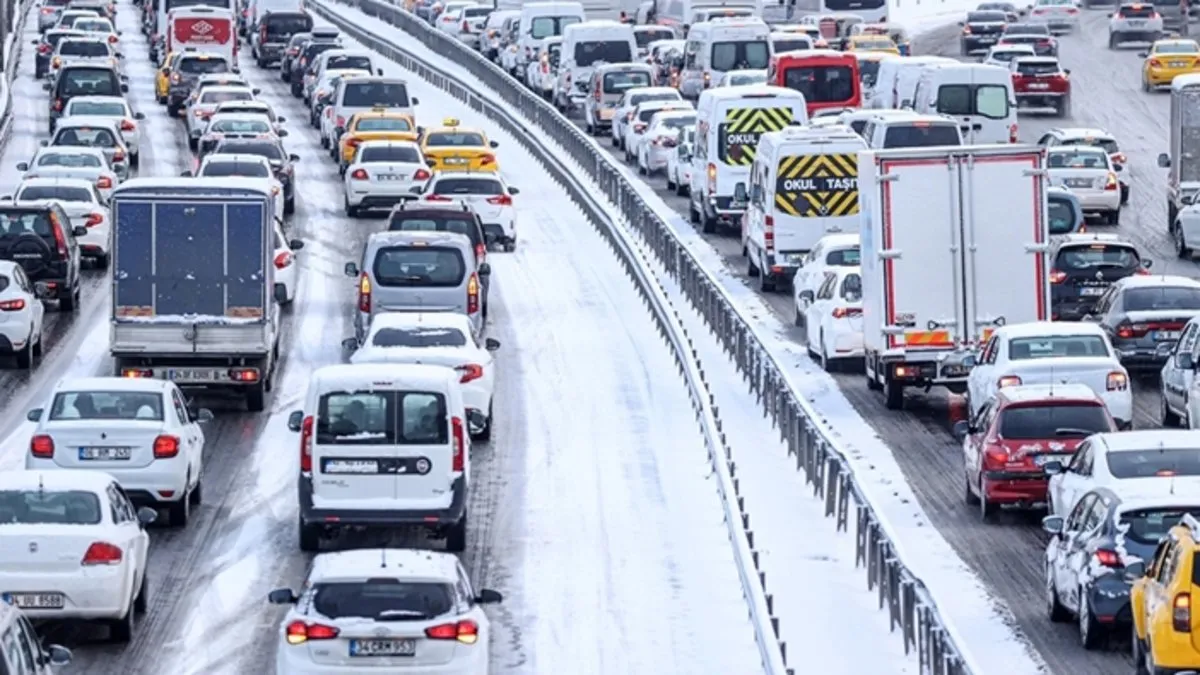 İstanbul’da trafik yoğunluğu yüzde 35 oldu