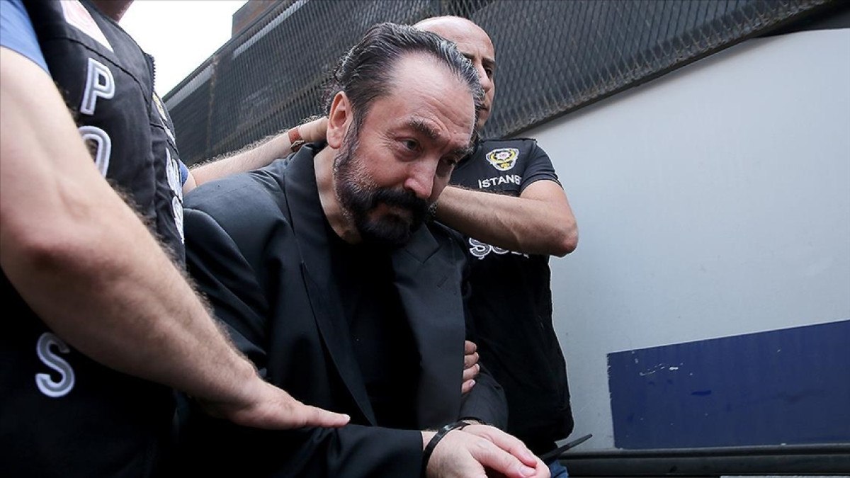 İBB’ye yönelik soruşturmada Adnan Oktar detayı: Vaniköy’deki villalar için rüşvet iddiası